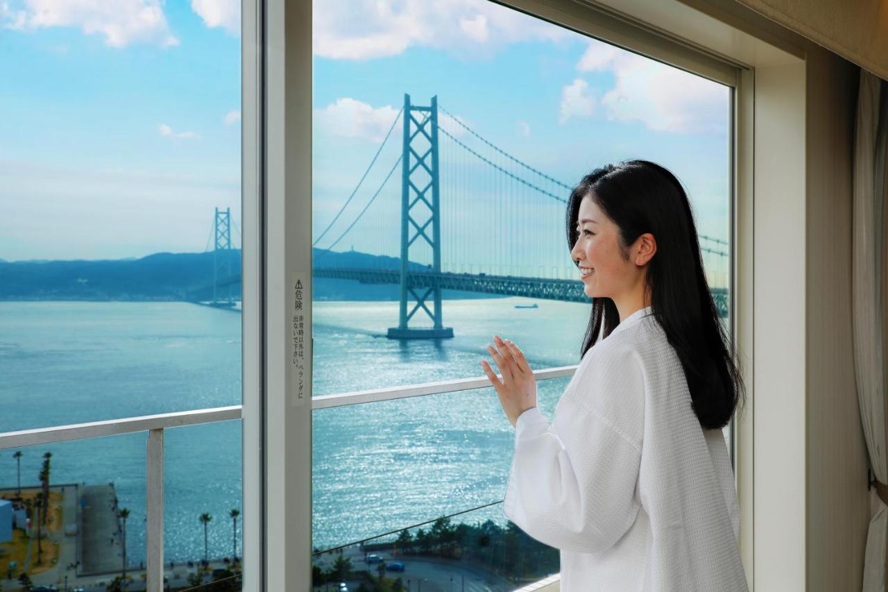 Seaside Maiko Kobe